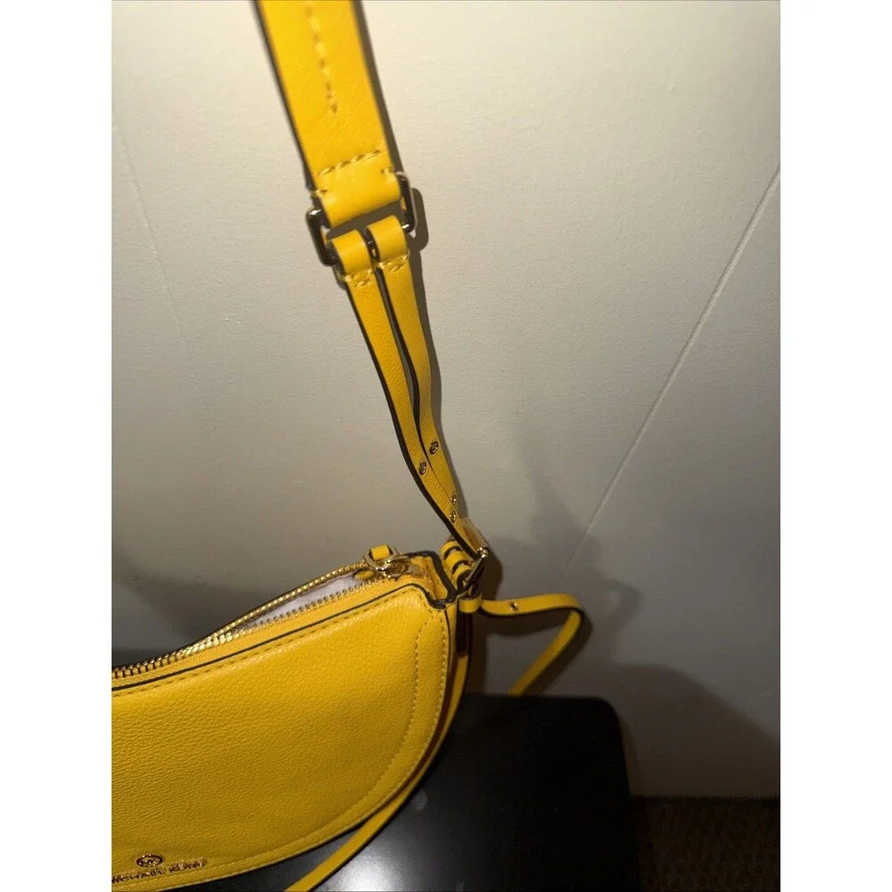 MICHAEL KORS Camden Leather Crossbody Convertible Bag Sunflower , M New With Tag
